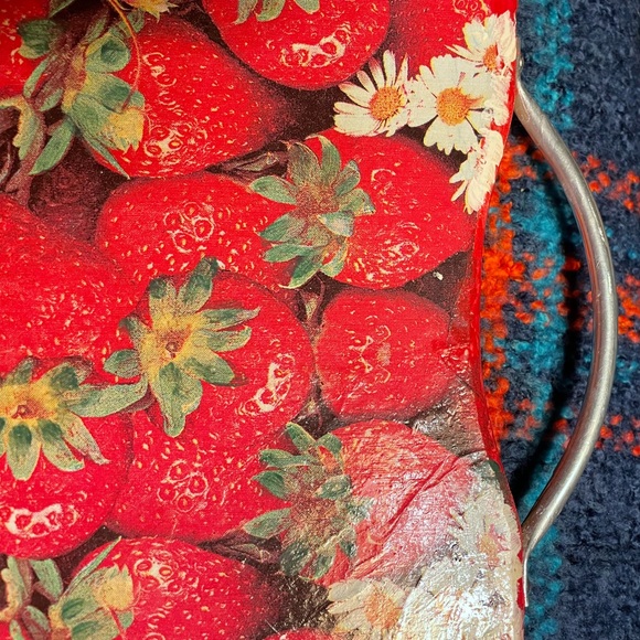 Strawberry Fields Kitchen Board - Picture 4 of 4